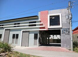 West Gate Hotel