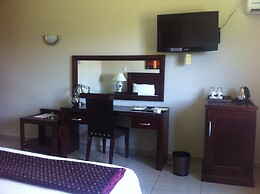 Desert Sands Motel