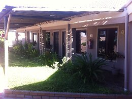 Khwee Sands Lodge