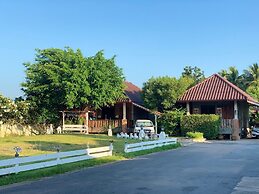 Phupha Inn Resort