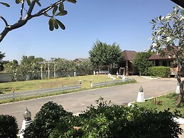 Phupha Inn Resort