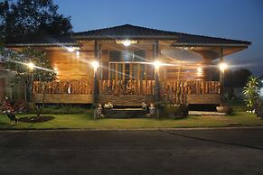 Phupha Inn Resort