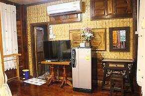 Phupha Inn Resort