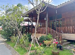 Phupha Inn Resort