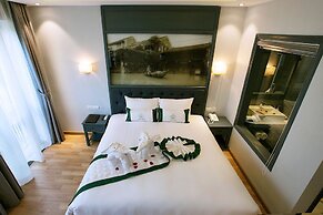 Ivy Villa