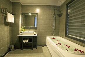 Ivy Villa