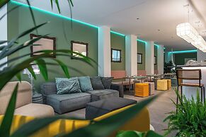 ARCO VECCHIO URBAN SUITE by EPOCA COLLECTION