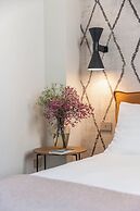 ARCO VECCHIO URBAN SUITE by EPOCA COLLECTION