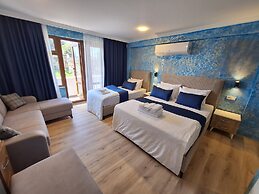 Dilmac Hotel