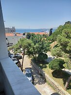 Dilmac Hotel