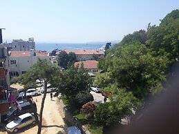 Dilmac Hotel