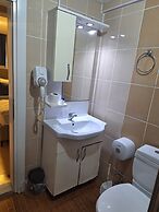 Dilmac Hotel