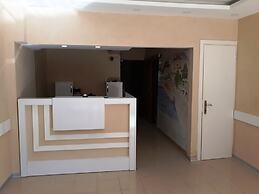 Dilmac Hotel