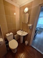 Dilmac Hotel