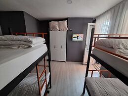 Dilmac Hotel