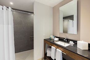 Fiesta Inn Express Cancún Cumbres