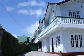 Blue Moon Hotel