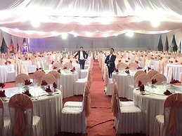 Van Giang Hotel