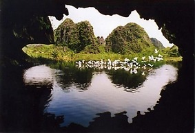 Van Giang Hotel