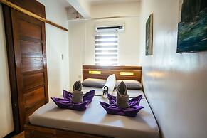 Outpost Beach Hostel - Adults Only