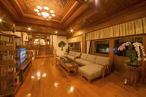 LPC Holiday Villa