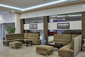 Royal Towers Resort