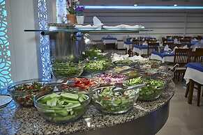 Royal Towers Resort
