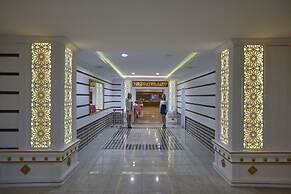 Royal Towers Resort