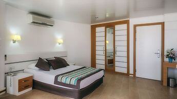 Royal Towers Resort