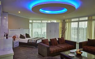 Royal Towers Resort