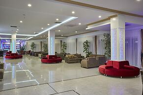 Royal Towers Resort