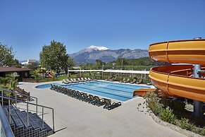 Royal Towers Resort