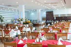 Royal Towers Resort