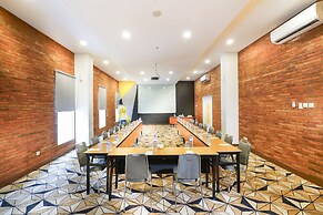 YELLO Hotel Manggarai Jakarta