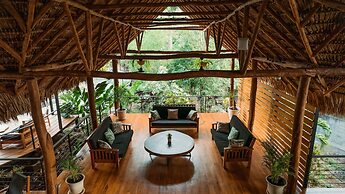 TreeCasa Hotel & Resort