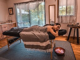 TreeCasa Hotel & Resort