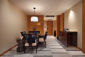 Luan Suntone Plaza Hotel