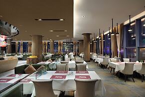 Luan Suntone Plaza Hotel