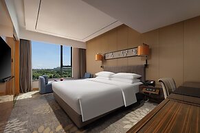 Luan Suntone Plaza Hotel