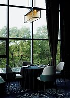 Luan Suntone Plaza Hotel