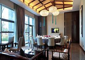 Luan Suntone Plaza Hotel