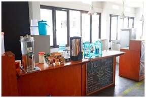 Budi House & Food Station
