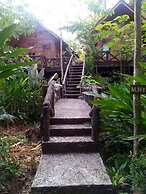 Art's Riverview Lodge