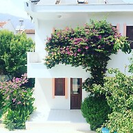 Flower Villa Apart