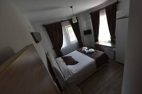 Le Mansion Otel