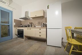 Almyra Guesthouses