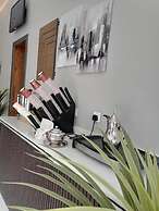 Almawasem Alarbaa Hotel Suites