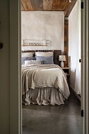 Owl's Nest Suites