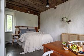 Owl's Nest Suites