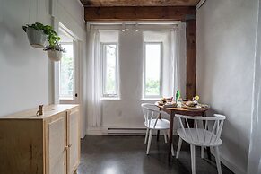Owl's Nest Suites